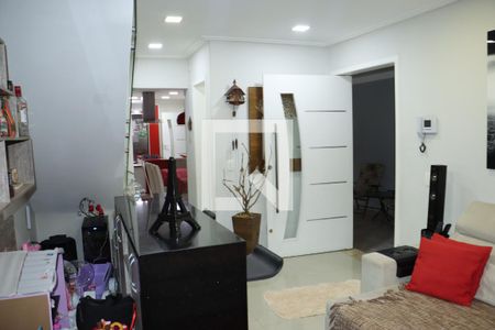 Sala de casa para alugar com 3 quartos, 240m² em Chácara Recanto, Cotia