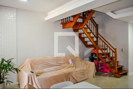 Sala de casa à venda com 3 quartos, 146m² em Hípica, Porto Alegre