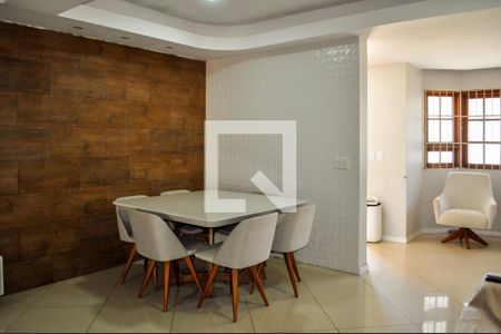 Sala de casa à venda com 3 quartos, 146m² em Hípica, Porto Alegre