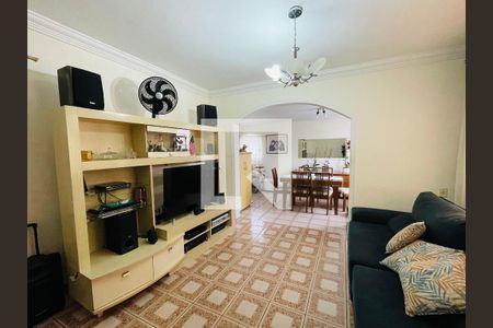 Sala de casa à venda com 6 quartos, 300m² em Jardim Sao Francisco, Guarulhos