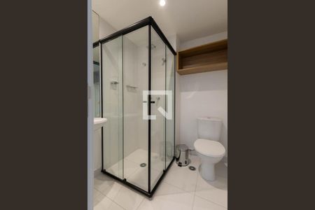 Banheiro de apartamento para alugar com 1 quarto, 26m² em República, São Paulo