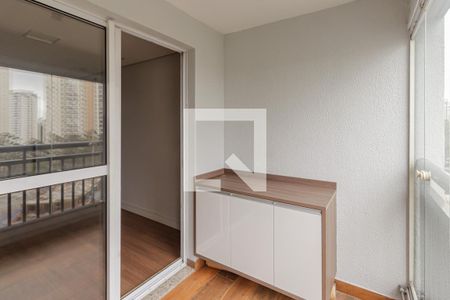 Sacada da Sala de apartamento para alugar com 2 quartos, 73m² em Vila Andrade, São Paulo