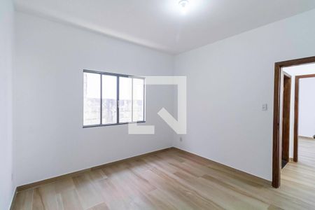 Quarto 1 de casa para alugar com 2 quartos, 120m² em São João Batista, Belo Horizonte