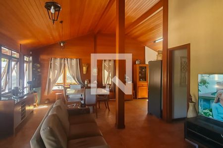 Casa para alugar com 3 quartos, 287m² em Garças, Belo Horizonte