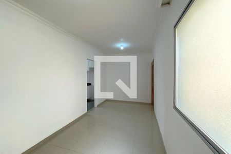 Sala de apartamento para alugar com 3 quartos, 75m² em Palmares, Belo Horizonte
