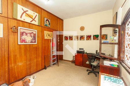 Quarto  de casa à venda com 3 quartos, 190m² em Vila Campo Grande, São Paulo