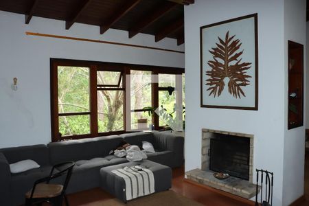 Sala de casa de condomínio para alugar com 3 quartos, 3824m² em Vila Santo Antônio, Cotia