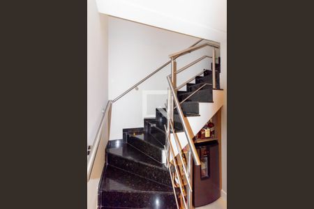 Escada de casa de condomínio à venda com 2 quartos, 82m² em Vila Santa Clara, São Paulo