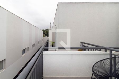 Sacada de casa de condomínio à venda com 2 quartos, 82m² em Vila Santa Clara, São Paulo