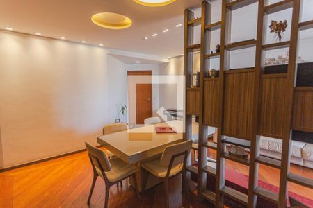 Sala de apartamento à venda com 3 quartos, 116m² em Funcionários, Belo Horizonte