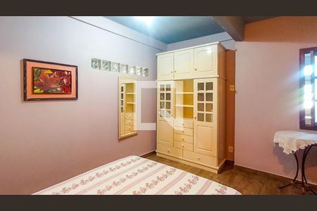 Quarto de casa à venda com 1 quarto, 40m² em Vila Nova, Porto Alegre
