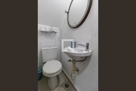 Lavabo de casa à venda com 2 quartos, 150m² em Vila Guilhermina, São Paulo