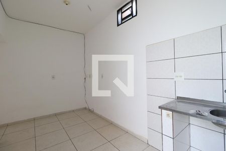 Sala/Cozinha de casa para alugar com 1 quarto, 40m² em Vila Tiberio, Ribeirão Preto