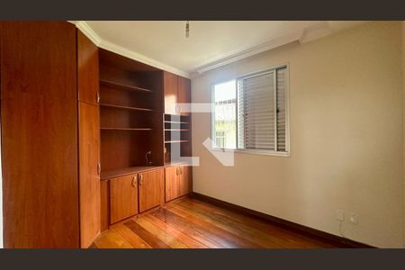 Quarto 1 de apartamento à venda com 3 quartos, 90m² em Carlos Prates, Belo Horizonte