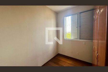 Quarto 1 de apartamento à venda com 3 quartos, 90m² em Carlos Prates, Belo Horizonte