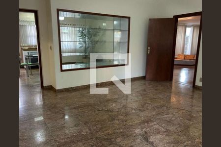 Casa à venda com 4 quartos, 463m² em Vila Assunção, Santo André