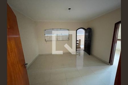 Casa à venda com 4 quartos, 512m² em Vila Gilda, Santo André
