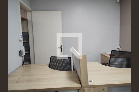 Casa à venda com 3 quartos, 217m² em Vila Scarpelli, Santo André
