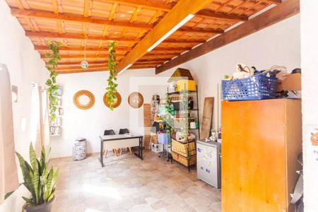 Casa à venda com 3 quartos, 260m² em Vila Metalúrgica, Santo André