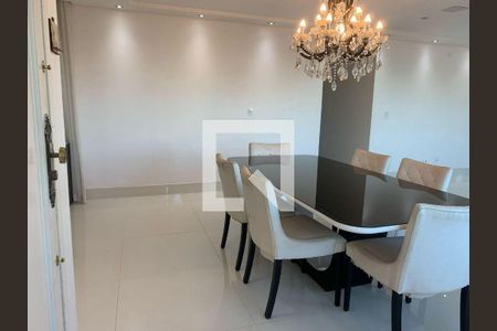 Casa à venda com 3 quartos, 424m² em Parque Bandeirante, Santo André