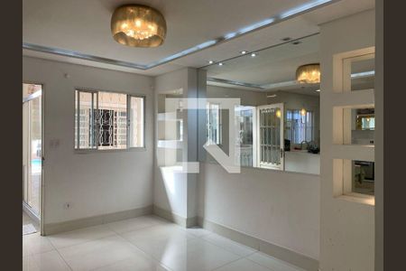 Casa à venda com 3 quartos, 424m² em Parque Bandeirante, Santo André