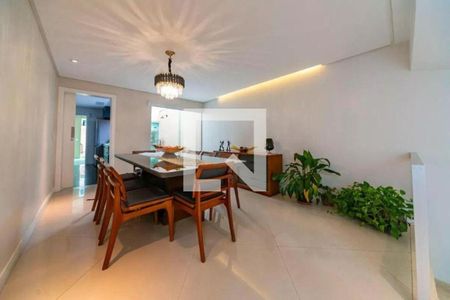 Casa à venda com 6 quartos, 409m² em Centro, Santo André