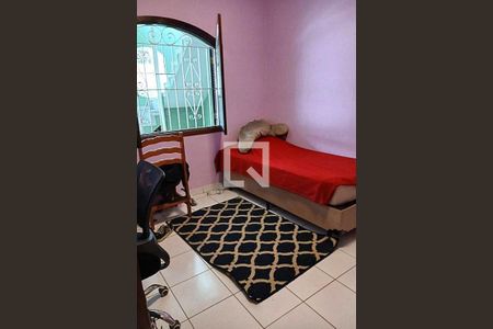 Casa à venda com 3 quartos, 215m² em Vila Alzira, Santo André