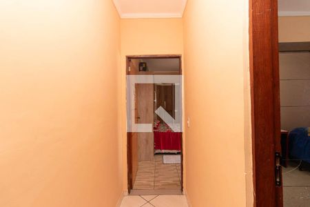 Corredor dos Quartos de casa para alugar com 2 quartos, 170m² em Vila Maria Baixa, São Paulo