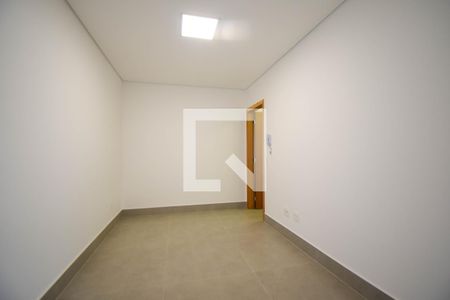 Sala de casa de condomínio para alugar com 2 quartos, 60m² em Vila Gomes Cardim, São Paulo