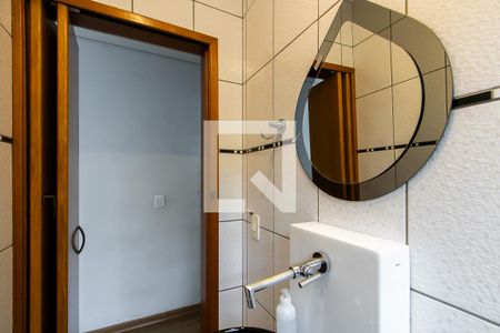 Lavabo de casa à venda com 4 quartos, 200m² em Vila Guilhermina, São Paulo