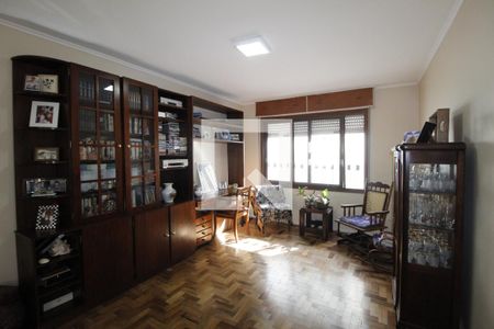 Sala de casa à venda com 4 quartos, 300m² em Três Figueiras, Porto Alegre