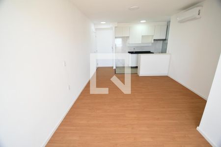 Sala de apartamento para alugar com 3 quartos, 70m² em Fazenda Santa Cândida, Campinas