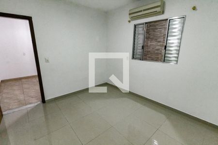 Suíte de casa para alugar com 2 quartos, 81m² em Jardim Record, Taboão da Serra