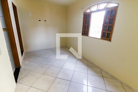 Sala/Quarto de casa para alugar com 1 quarto, 40m² em Jardim Record, Taboão da Serra