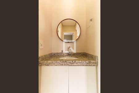 Banheiro de apartamento para alugar com 1 quarto, 39m² em Vila Regente Feijó, São Paulo