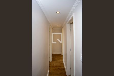 Corredor de apartamento para alugar com 3 quartos, 69m² em Jardim Melo, Diadema