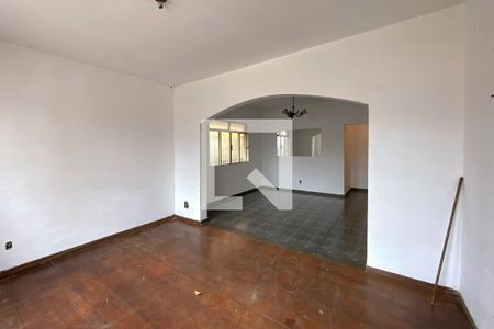 Sala de casa para alugar com 4 quartos, 382m² em São João Batista, Belo Horizonte