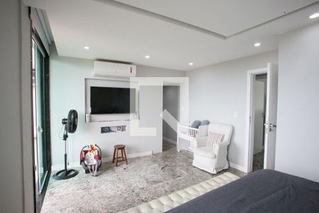 Suíte de casa de condomínio à venda com 3 quartos, 450m² em Taquara, Rio de Janeiro