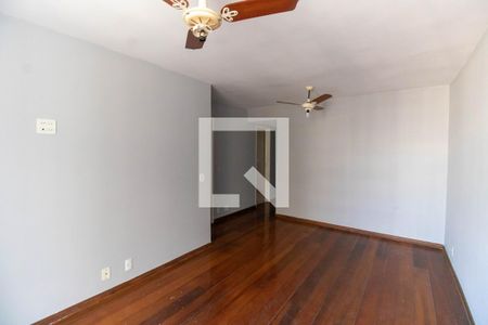 Sala de apartamento para alugar com 4 quartos, 166m² em Ingá, Niterói