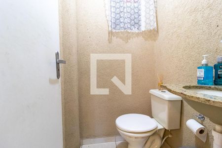 Lavabo de casa para alugar com 2 quartos, 110m² em Campo de Santana, Curitiba