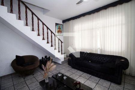 Sala de casa para alugar com 4 quartos, 190m² em Penha Circular, Rio de Janeiro