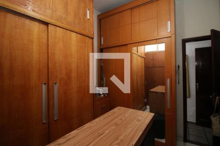 Quarto 1 de casa para alugar com 4 quartos, 190m² em Penha Circular, Rio de Janeiro