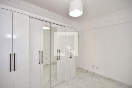 Quarto de apartamento para alugar com 2 quartos, 65m² em Parque Assuncao, Taboão da Serra