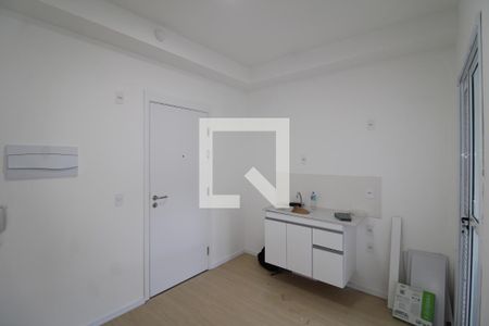Sala/Cozinha de apartamento para alugar com 2 quartos, 36m² em Casa Verde Alta, São Paulo