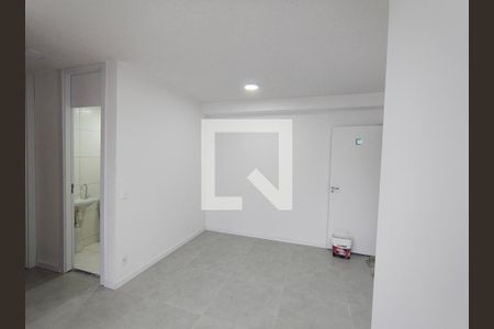 Sala de apartamento para alugar com 2 quartos, 65m² em Taquara, Rio de Janeiro