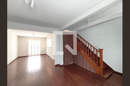 Sala de casa à venda com 2 quartos, 140m² em Liberdade, São Paulo