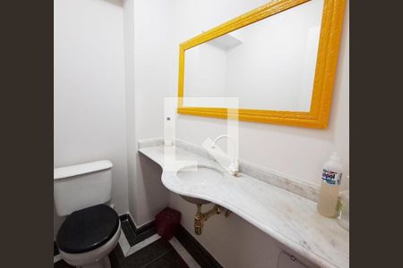 Lavabo de apartamento à venda com 3 quartos, 90m² em Vila Yara, Osasco