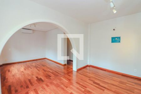 Suíte de apartamento para alugar com 2 quartos, 156m² em Moinhos de Vento, Porto Alegre