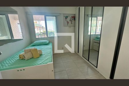 Quarto  de apartamento para alugar com 2 quartos, 78m² em Barra da Tijuca, Rio de Janeiro