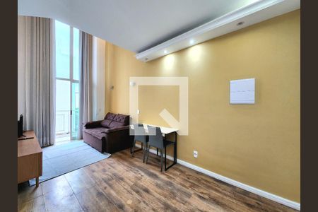 Sala de apartamento à venda com 1 quarto, 48m² em Vila Olímpia, São Paulo